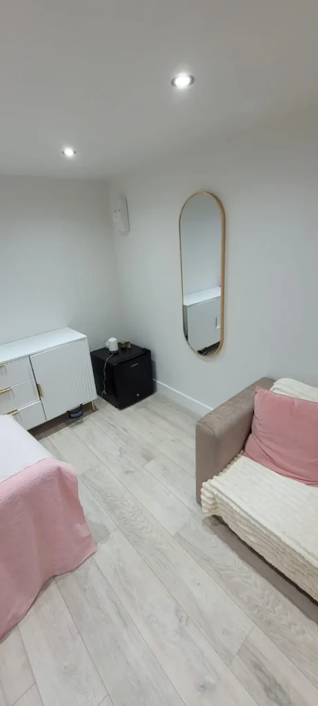 beauty treatment room leeds 01