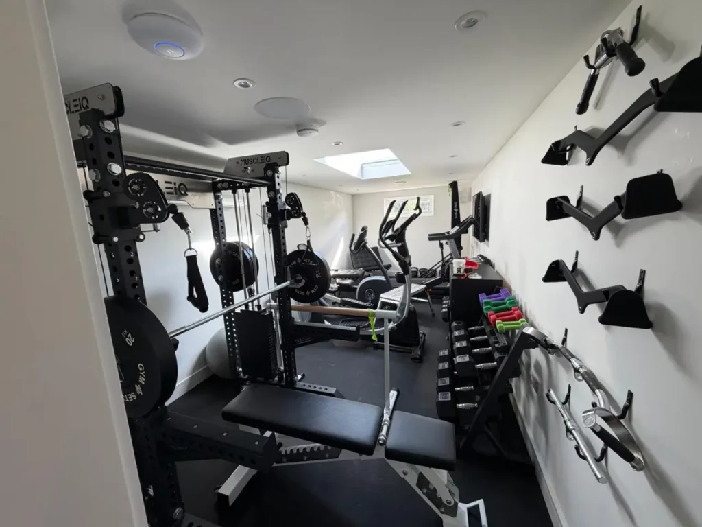 home gym bar in blackburn 07